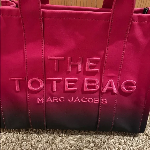 Marc Jacobs Fuchsia and Black Tote - Picture 4 of 15